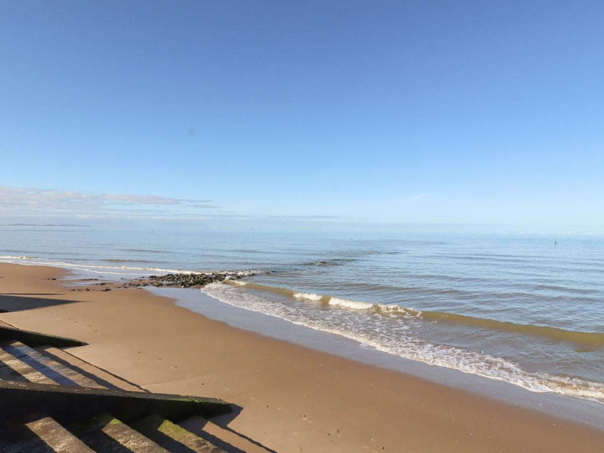 Sea Breeze Cottage Prestatyn Exterior photo